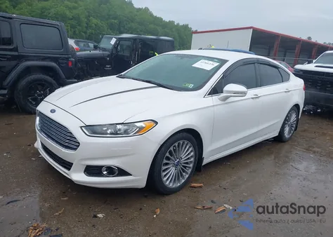 2013 Ford Fusion Titanium z USA, uszkodzony, nr VIN 3FA6P0K95DR320265